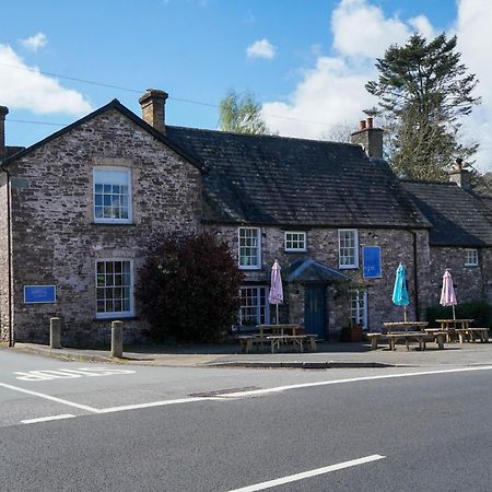 The Bluebell Country Inn, Crickhowell Dış mekan fotoğraf