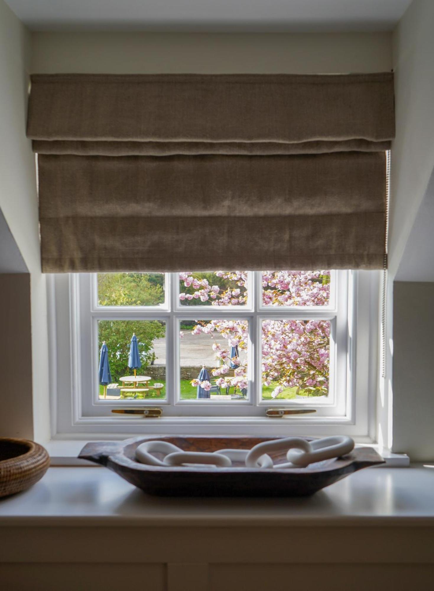 The Bluebell Country Inn, Crickhowell Dış mekan fotoğraf